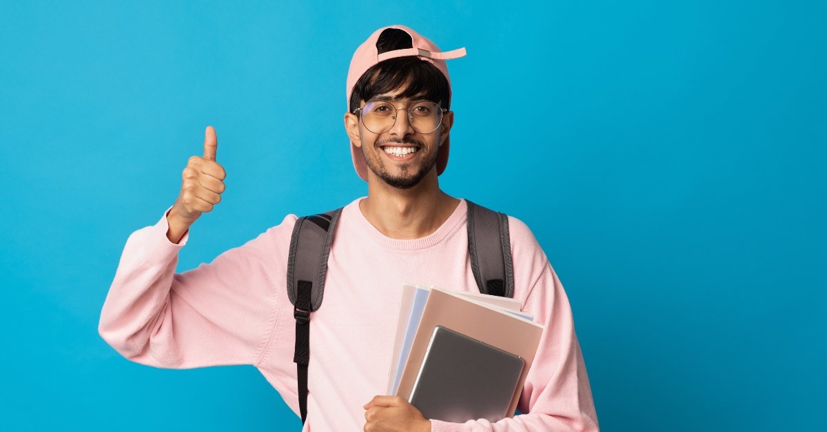 Thamizh Puthalvan Scheme Financial Aid for Tamil Medium Students