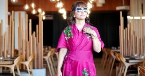 Hina Khan Makes a Triumphant Return to the Screen After Battling Cancer